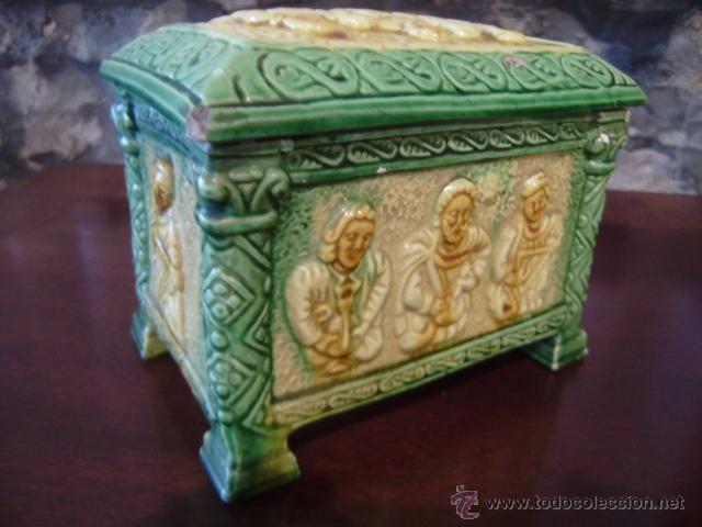 Antig&uuml;edades: CERAMICA CELTA PONTECESURES.PUENTECESURES.CAJA-ARCA