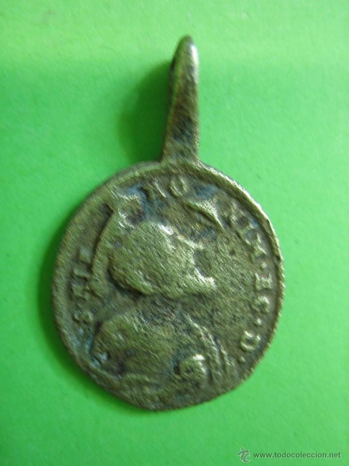 Antig&uuml;edades: Medalla antigua - Foto 2