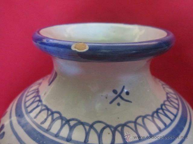 Antig&uuml;edades: Bonito jarr&oacute;n en tonos azules. Talavera. - Foto 3