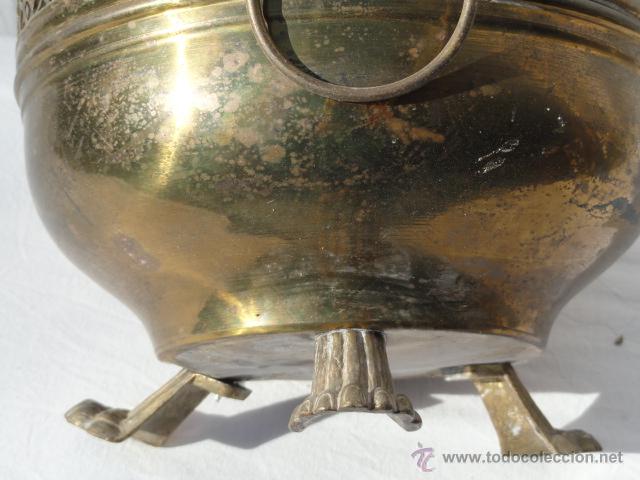 Antig&uuml;edades: DECORATIVO FLORERO DE METAL. - Foto 4