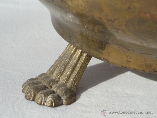 Antig&uuml;edades: DECORATIVO FLORERO DE METAL. - Foto 6