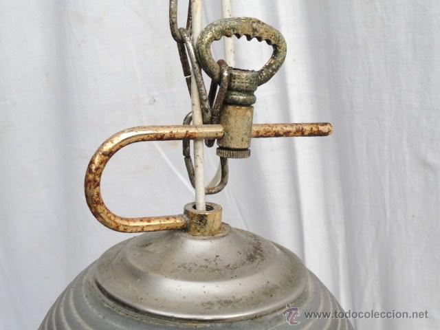 Antig&uuml;edades: L&Aacute;MPARA DE TECHO CON PANTALLA DE CRISTAL. - Foto 3