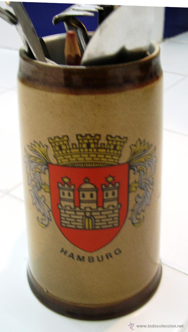 Antig&uuml;edades: Jarra de cerveza recuerdo de Hamburgo - Foto 1