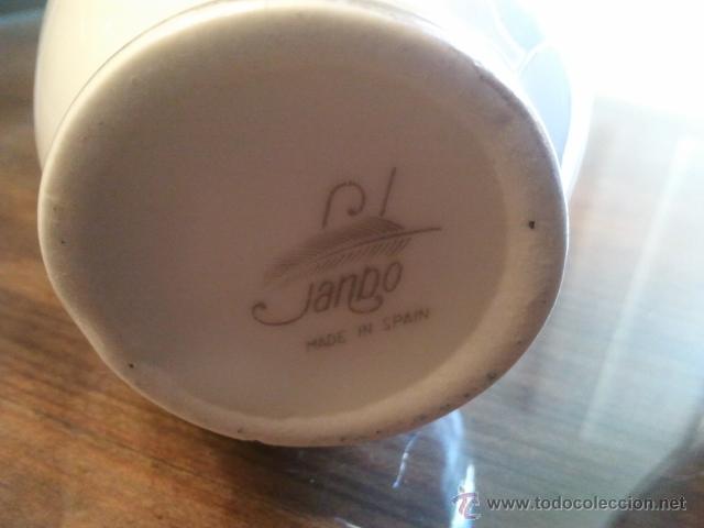 Antig&uuml;edades: Dos Jarrones Janbo  10 x 4 cm - Foto 2