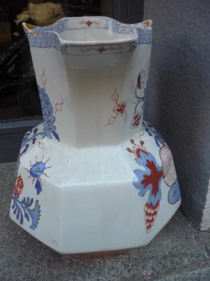Antig&uuml;edades: Jarra inglesa con asa en forma de serpiente - Foto 2