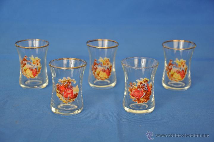 Antig&uuml;edades: Cinco  vasos antiguos de cristal. - Foto 1
