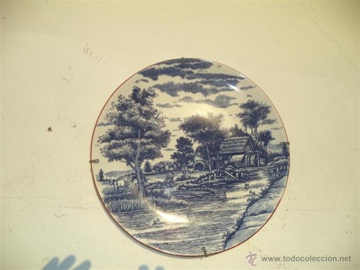 Antig&uuml;edades: plato de porcelana grande - Foto 1