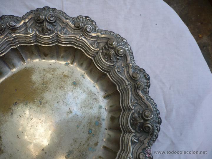 Antig&uuml;edades: Bandeja Ba&ntilde;ada en Plata circular - Foto 2