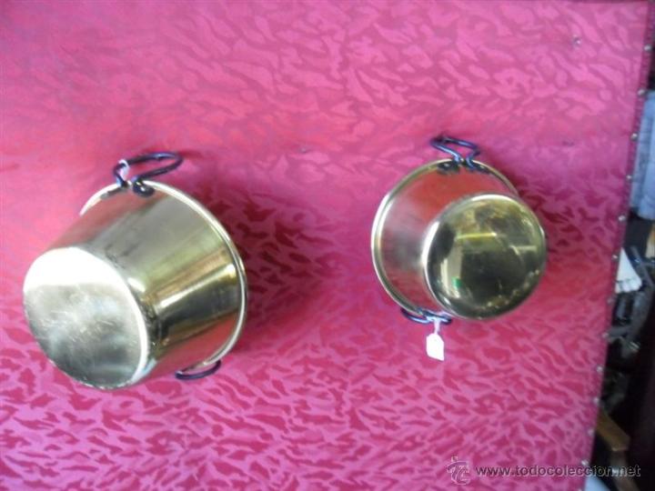 Antig&uuml;edades: 2 perolas de metal - Foto 2