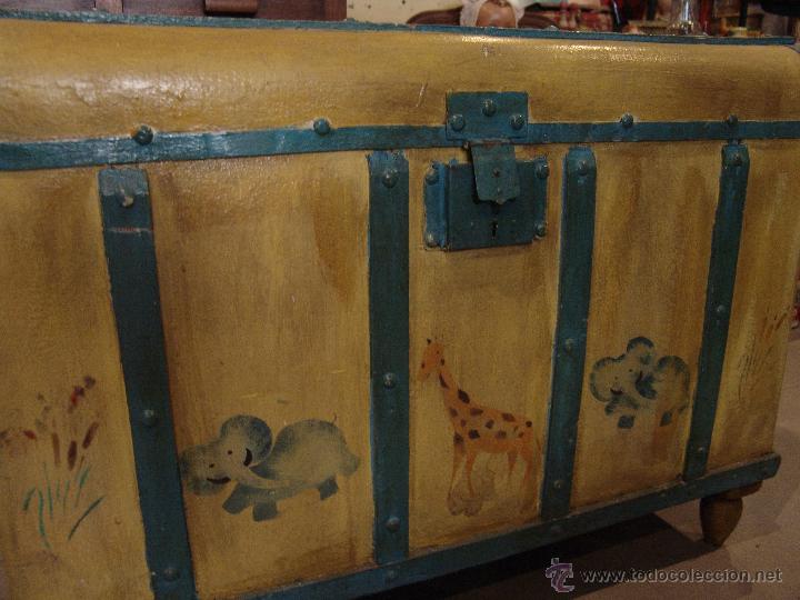 Antig&uuml;edades: GRACIOSO BAUL DE MADERA PINTADO - Foto 6