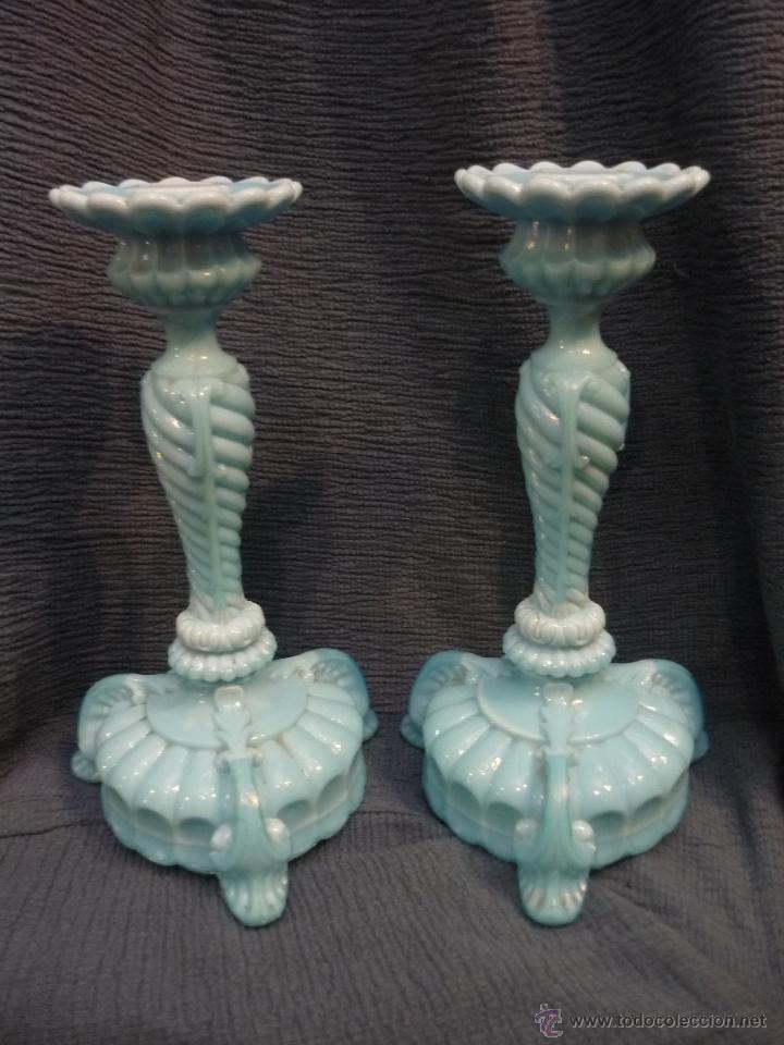 Antig&uuml;edades: Pareja de candeleros azules - Foto 3