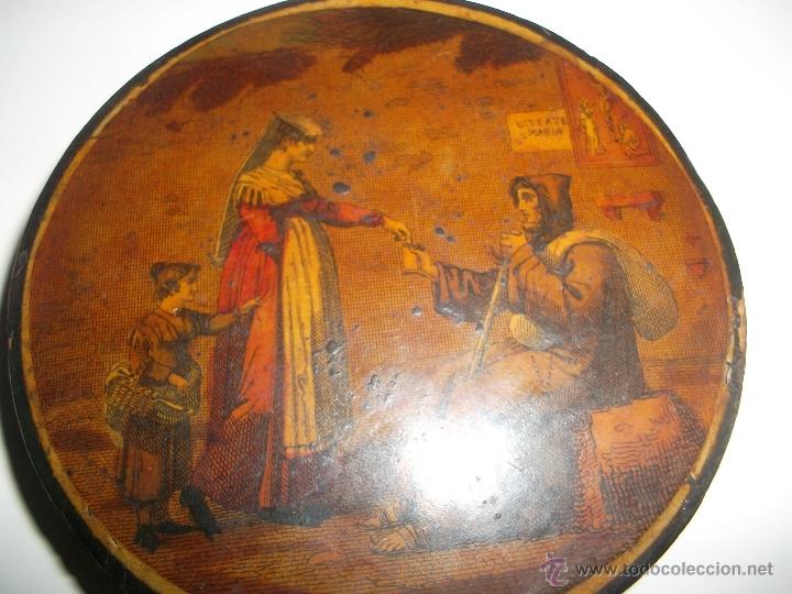 Antig&uuml;edades: cofre madera lacada - Foto 2