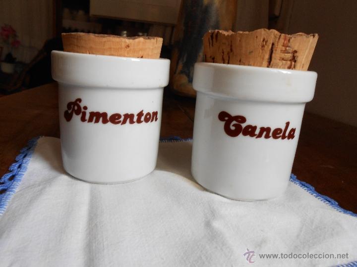 Antig&uuml;edades: 2 Botes CANELA y PIMIENTA - Foto 1