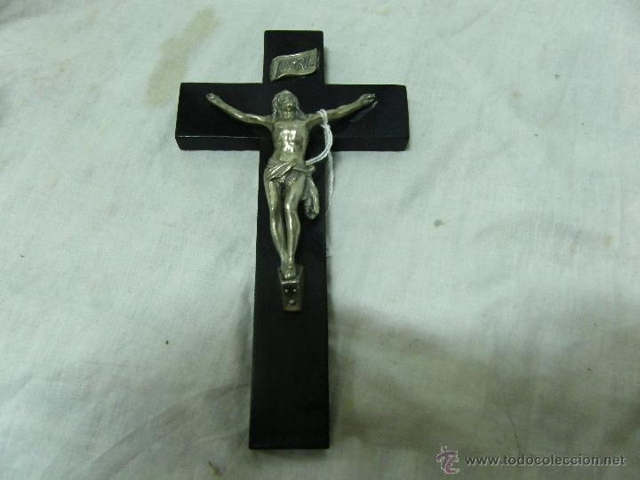 Antig&uuml;edades: CRUCIFIJO SOBRE MADERA NOBLE - Foto 1