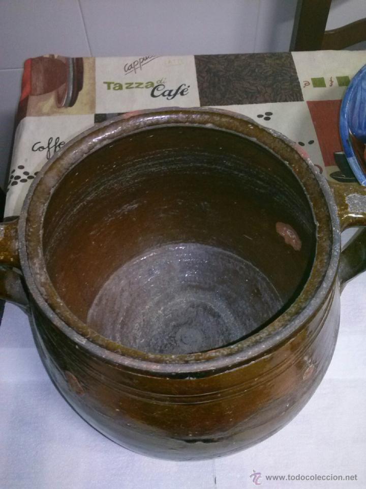 Antig&uuml;edades: antigua olla de barro, vidriada - Foto 2