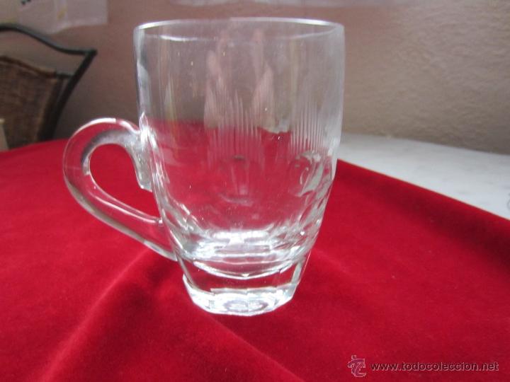 Antig&uuml;edades: jarra de cristal tallado - Foto 1