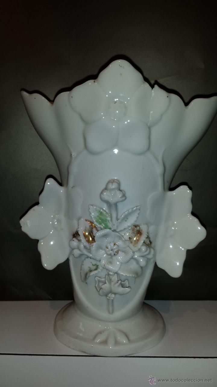 Antig&uuml;edades: Florero Isabelino - Foto 1