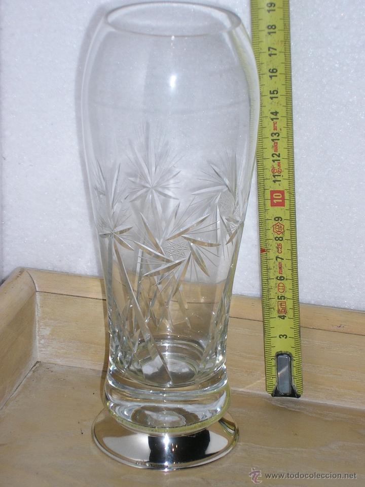 Antig&uuml;edades: JARRON DE CRISTAL TALLADO CON PIE DE PLATA - Foto 1