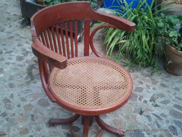 Antig&uuml;edades: Sillon giratorio de despacho DE REJILLA - Foto 2