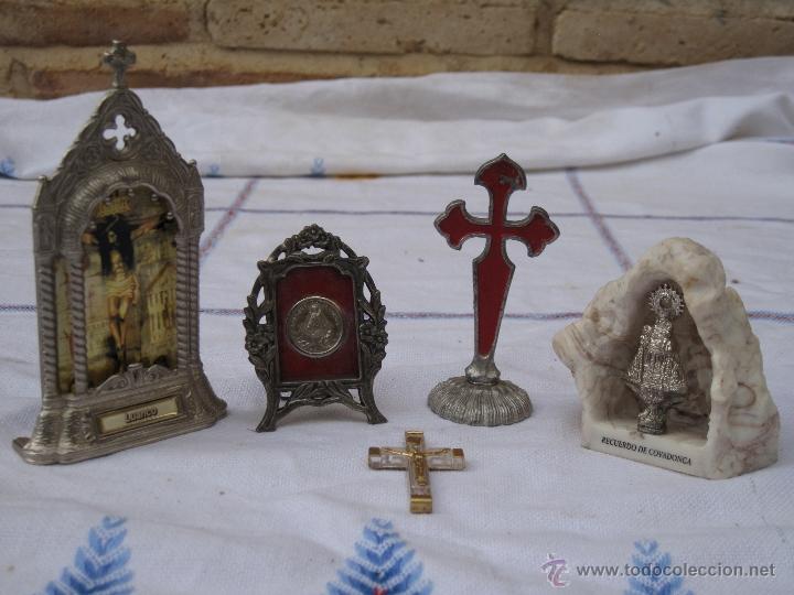 Antig&uuml;edades: LOTE 5 PIEZAS RELIGIOSAS. - Foto 1
