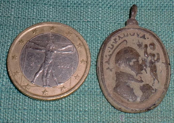 Antig&uuml;edades: Medalla de san pedro - Foto 1