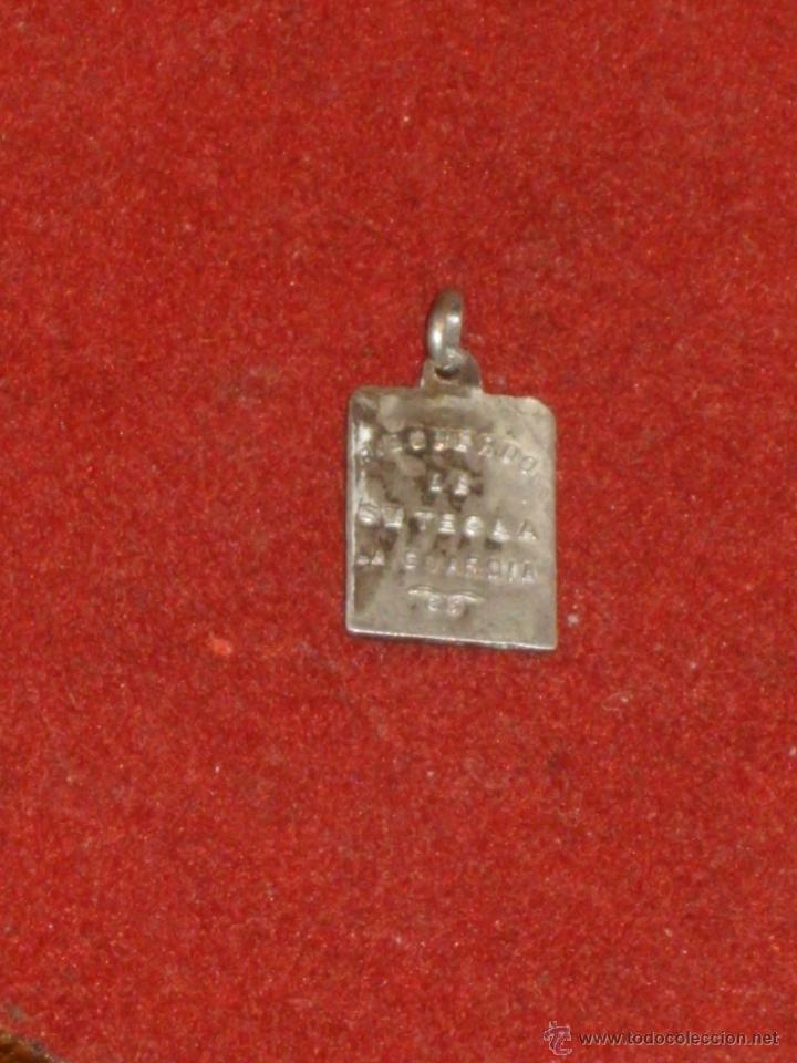 Antig&uuml;edades: PEQUE&Ntilde;A MEDALLA DE LA VIRGEN DE PLATA. - Foto 2