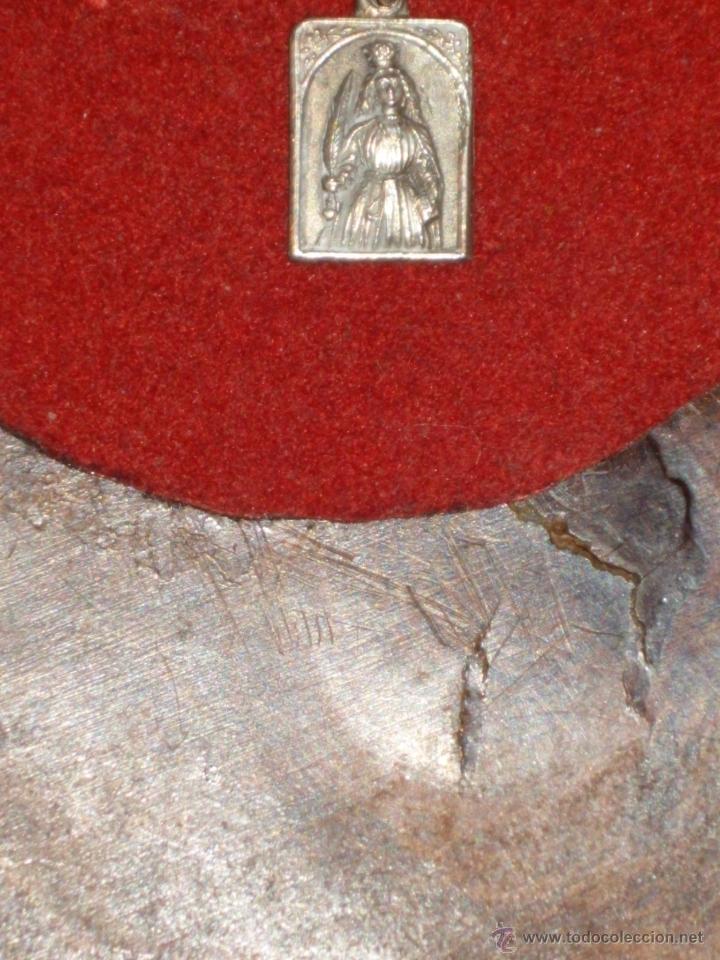 Antig&uuml;edades: PEQUE&Ntilde;A MEDALLA DE LA VIRGEN DE PLATA. - Foto 4