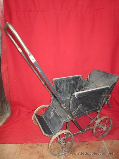Oggetti Antichi: G Sillita de paseo de beb&eacute; realizado en cuero.