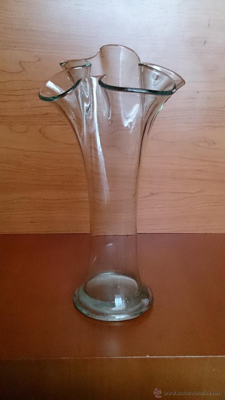 Antig&uuml;edades: Jarr&oacute;n en cristal de dise&ntilde;o original . - Foto 1