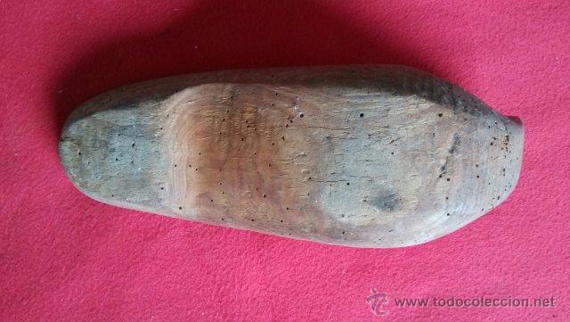 Antig&uuml;edades: ANTIGUO ZUECO MADERA () - Foto 3