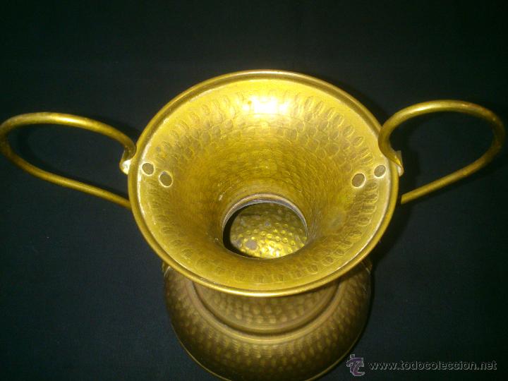 Antig&uuml;edades: JARRON DE BRONCE, LATON DE 20 CM DE ALTO - Foto 3
