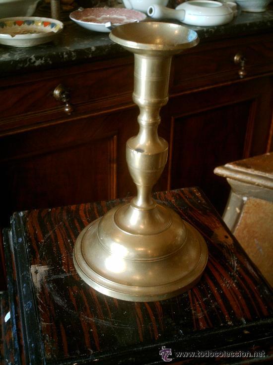 Antig&uuml;edades: CANDELABRO DE BRONCE ANTIGUO - Foto 4