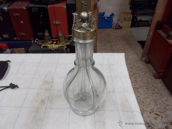 Antig&uuml;edades: Botella de cristal Con 4 secciones - Foto 1