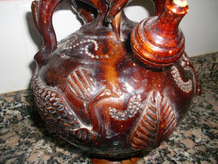 Antig&uuml;edades: botijo de ceramica - Foto 2