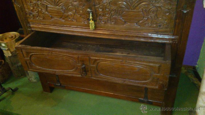 Antig&uuml;edades: C&oacute;moda Iglesia S. XVII - Foto 3