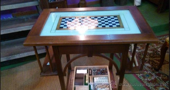 Antig&uuml;edades: Mesa de juego antigua - Foto 1