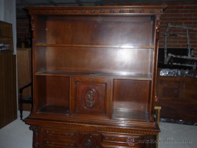 Antig&uuml;edades: ANTIGUO MUEBLE LIBRERIA DE MADERA TALLADA. - Foto 4