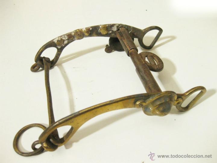 Antig&uuml;edades: ANTIGUO BOCADO DE BRONCE - Foto 1