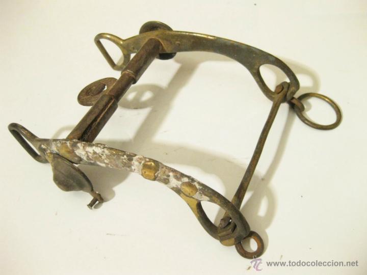 Antig&uuml;edades: ANTIGUO BOCADO DE BRONCE - Foto 2