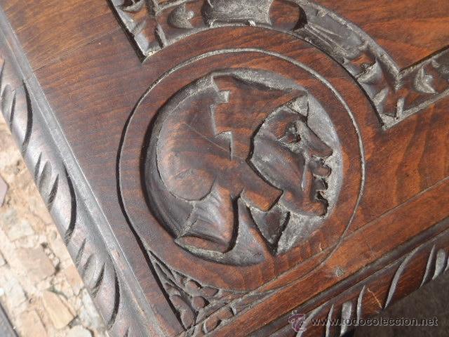 Antig&uuml;edades: MESA DE LIRA TALLADA 64 X 95 - Foto 1
