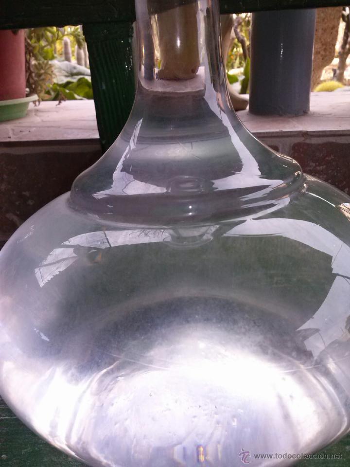 Antig&uuml;edades: antigua botella de crital soplado. - Foto 2