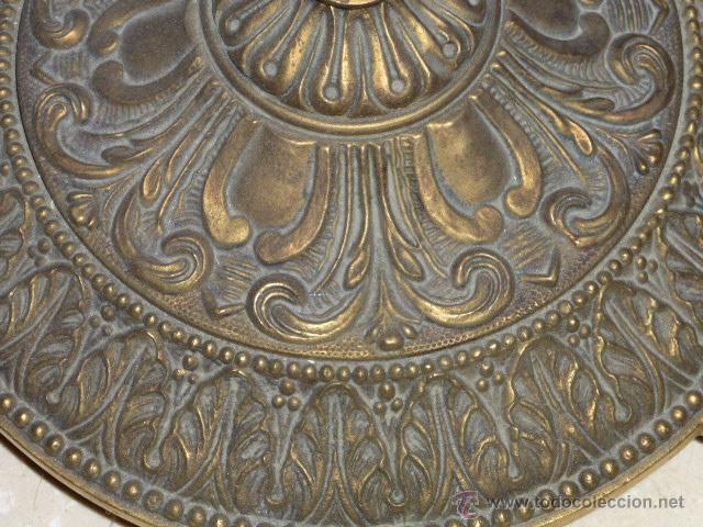 Antig&uuml;edades: ANTIGUO PIE DE LAMPARA DE BRONCE - Foto 2