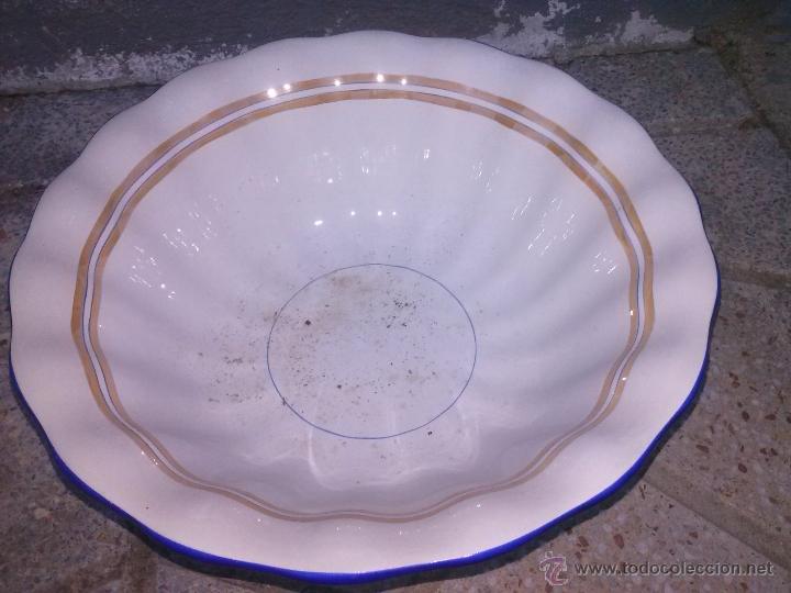Antig&uuml;edades: ensaladera, sellada, opaque sarreguemines - Foto 2
