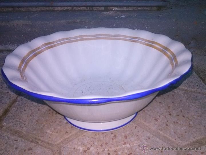 Antig&uuml;edades: ensaladera, sellada, opaque sarreguemines - Foto 1