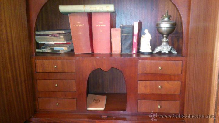 Antig&uuml;edades: C&Oacute;MODA IMPERIO de caoba con altillo - Foto 4