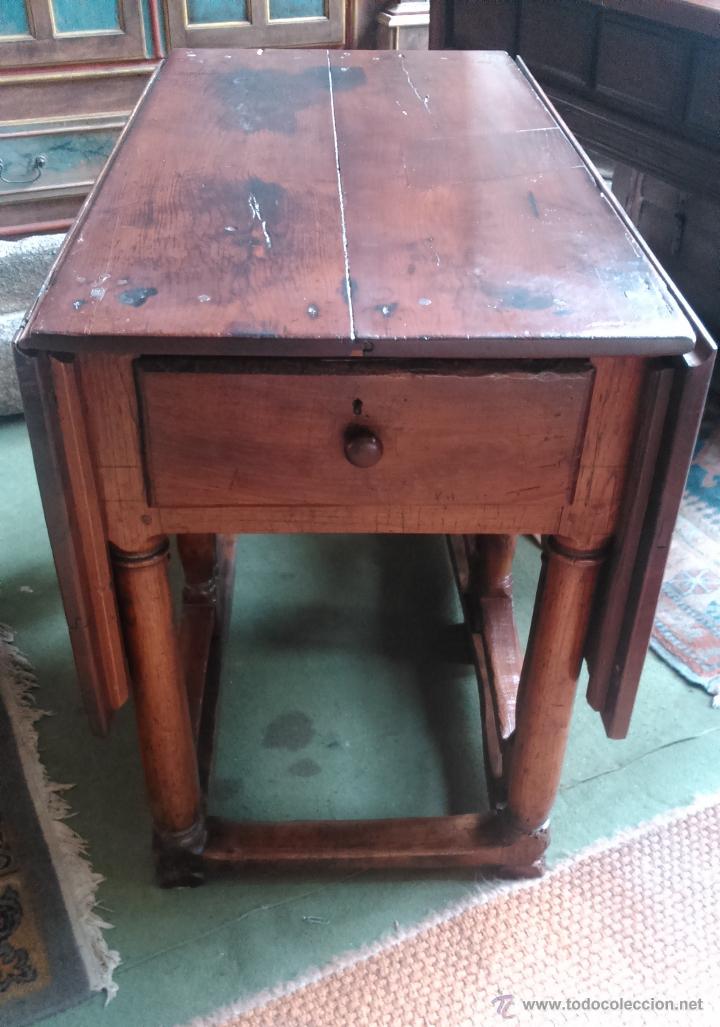 Antig&uuml;edades: Mesa r&uacute;stica con alas - Foto 2