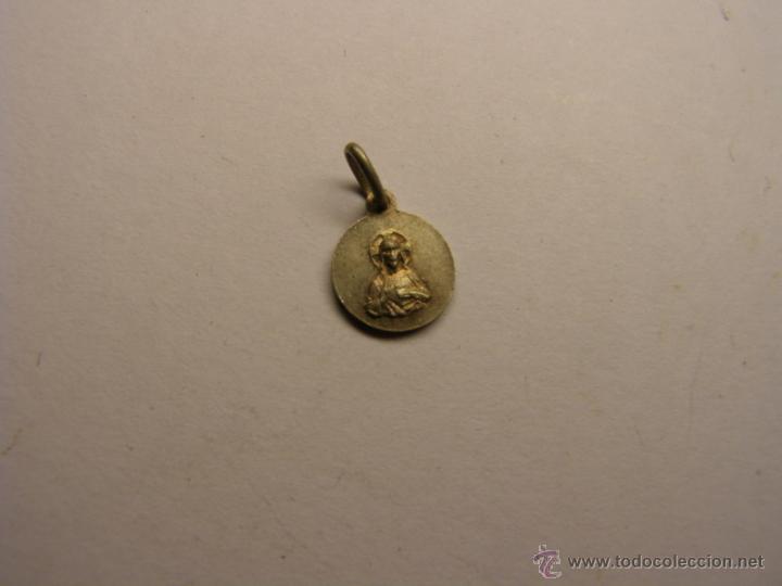 Antig&uuml;edades: Medalla religiosa Virgen con Ni&ntilde;o. - Foto 2