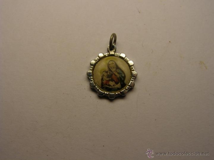 Antig&uuml;edades: Medalla religiosa Virgen y Ni&ntilde;o. - Foto 1