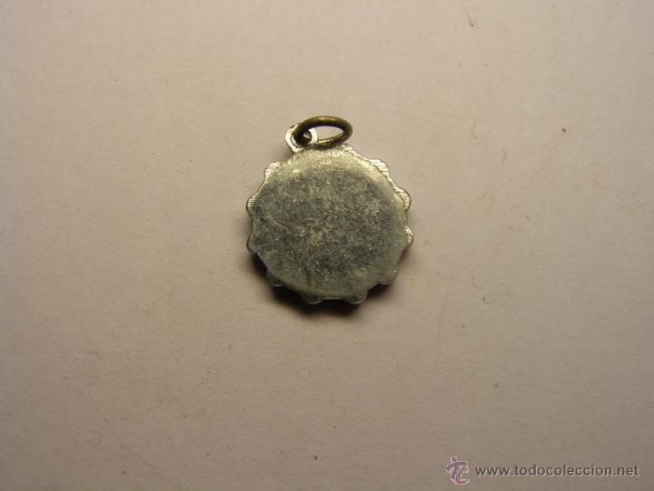 Antig&uuml;edades: Medalla religiosa Virgen y Ni&ntilde;o. - Foto 2