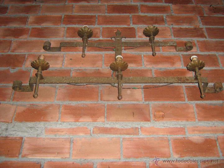Antig&uuml;edades: Apliques antiguos. - Foto 1
